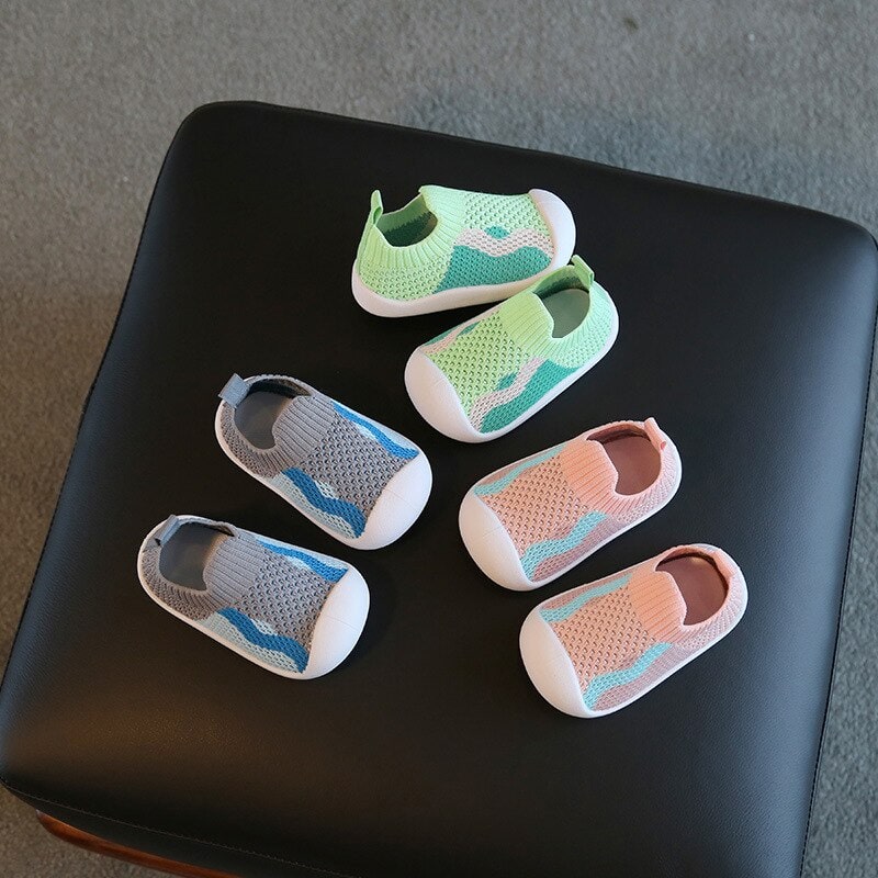 LittleWiggles™ Rutschfeste Babyschuhe