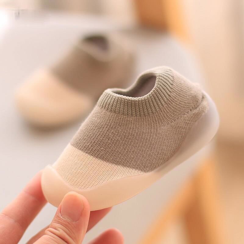 SweetFeet™ Rutschfeste Barfuß-Babyschuhe